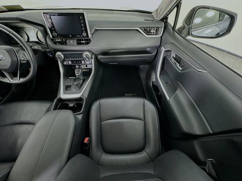 Used 2020 Toyota RAV4 XLE Premium AWD/4WD image 11