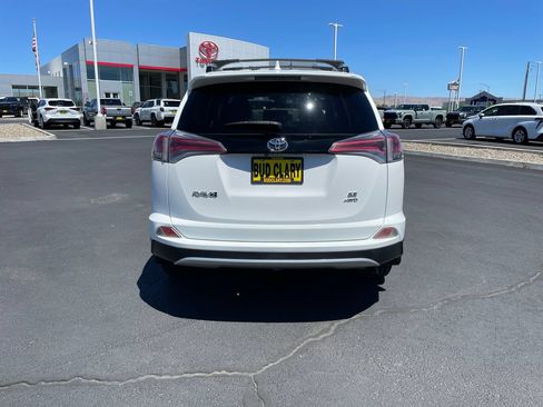 Used 2016 Toyota RAV4 SE AWD/4WD image 4