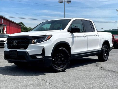 Used 2025 Honda Ridgeline Sport+ image 3