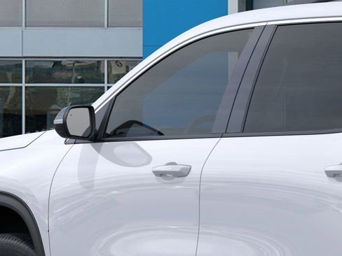 New 2026 Chevrolet Traverse LT w/ Driver Confidence Package image 12