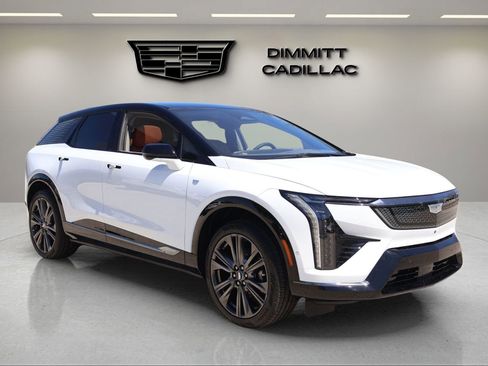 New 2026 Cadillac Optiq Sport 2 image 7