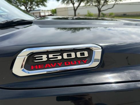 Used 2022 RAM 3500 Tradesman image 10