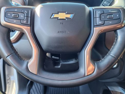 Used 2023 Chevrolet Silverado 2500 High Country image 30