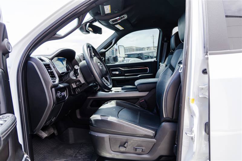 Used 2022 RAM 2500 Laramie AWD/4WD image 9