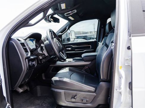 Used 2022 RAM 2500 Laramie AWD/4WD image 9