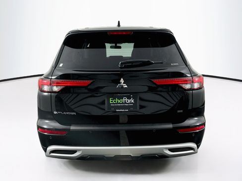 Used 2024 Mitsubishi Outlander SE AWD/4WD image 7