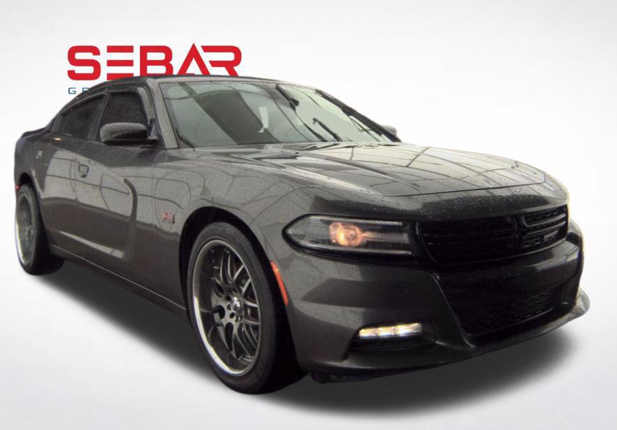 Used 2017 Dodge Charger R/T w/ Blacktop Package RWD image 2