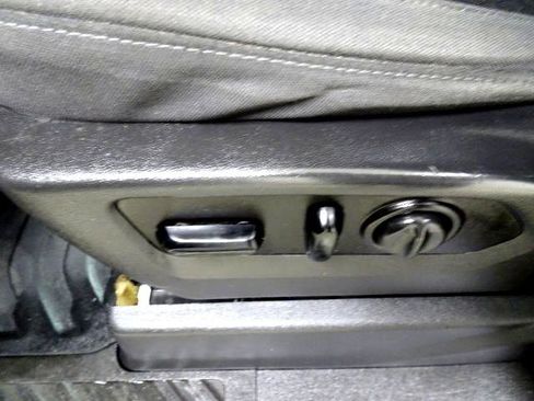 Used 2021 GMC Sierra 1500 4x4 Double Cab w/ Convenience Package image 18