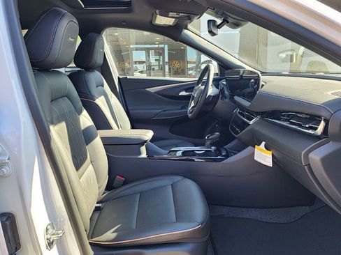 New 2026 Buick Envista Avenir image 37