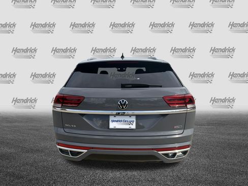 Used 2021 Volkswagen Atlas Cross Sport SEL R-Line w/ Cross Sport MDO Package AWD/4WD image 9