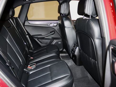 Used 2021 Porsche Macan GTS image 64