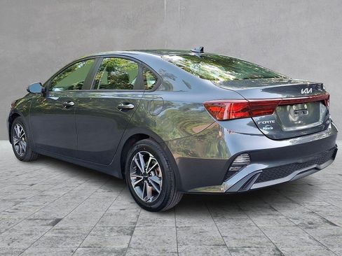 Used 2023 Kia Forte LXS w/ LXS Technology Package FWD image 4