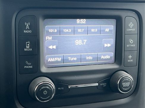 Used 2019 RAM 1500 Big Horn image 18