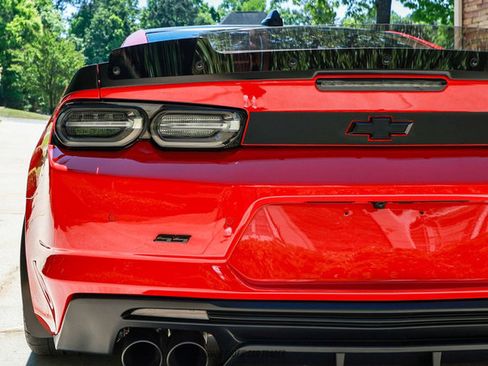 Used 2022 Chevrolet Camaro SS image 82