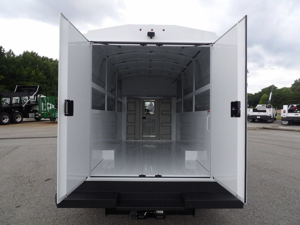 Used 2024 Ford E-350 and Econoline 350 Super Duty w/ Driver's Safety Package RWD image 45