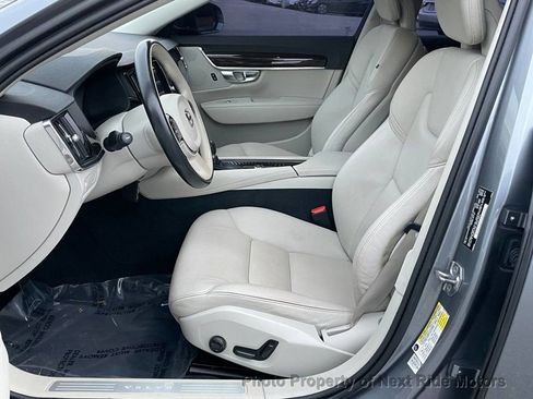 Used 2018 Volvo S90 T5 Momentum w/ Convenience Package image 7