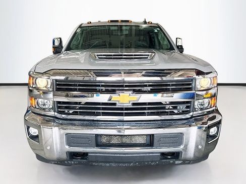 Used 2018 Chevrolet Silverado 2500 LTZ w/ Duramax Plus Package AWD/4WD image 4