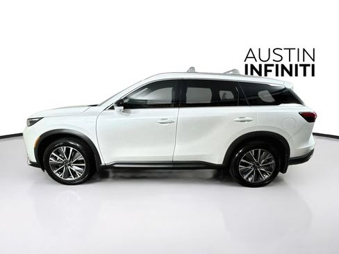 Certified 2027 INFINITI QX60 Luxe w/ Family Package FWD image 6