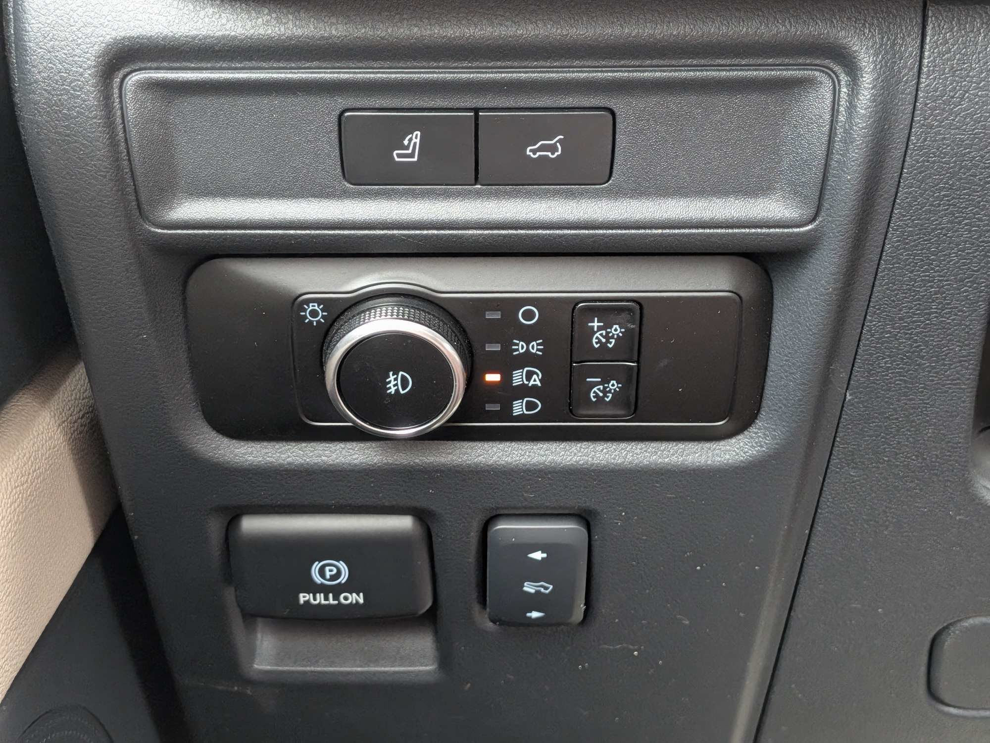 Used 2024 Ford Expedition Max XLT RWD image 26
