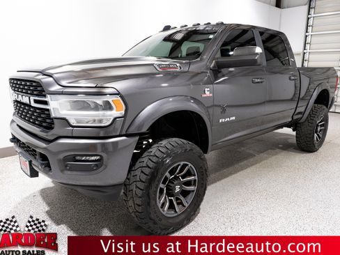 Used 2022 RAM 2500 Big Horn w/ Level C Equiment Group AWD/4WD image 2