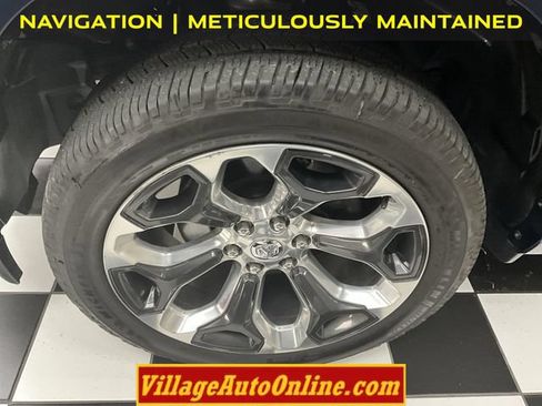 Used 2023 RAM 1500 Limited w/ Body Color Bumper Group AWD/4WD image 10