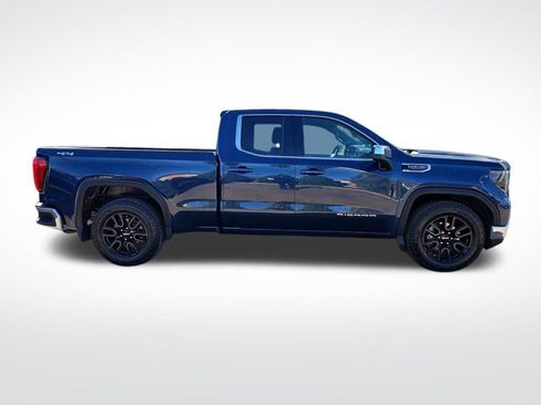 Used 2023 GMC Sierra 1500 SLE w/ Enhanced Capability Package AWD/4WD image 6