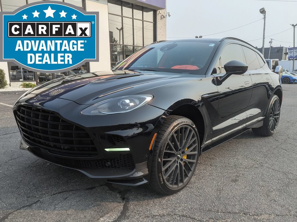 Used 2023 Aston Martin DBX 707 AWD/4WD image 2