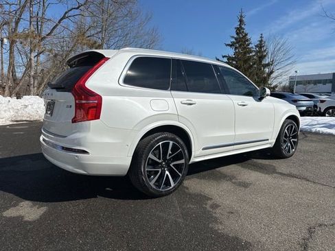 Certified 2024 Volvo XC90 B5 Plus w/ Protection Package Premier image 9