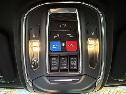 New 2025 Jeep Grand Cherokee L Limited image 25