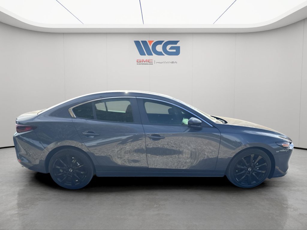 Used 2025 MAZDA MAZDA3 s AWD/4WD image 2