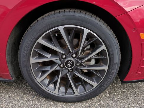 Used 2020 Hyundai Sonata Limited image 11