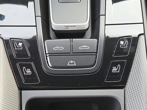 Used 2025 Porsche 911 Carrera image 15