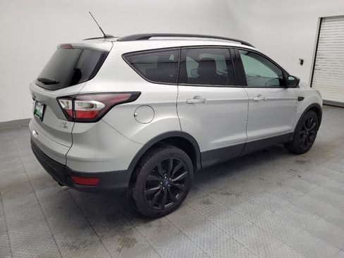 Used 2017 Ford Escape SE w/ Equipment Group 201A image 10