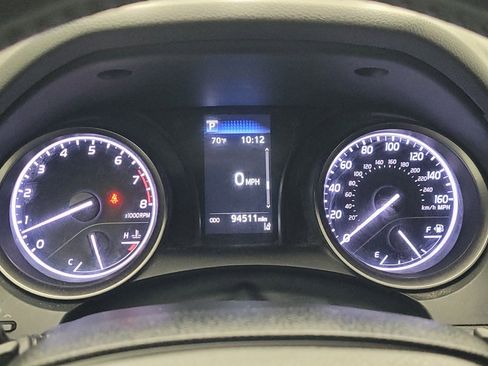 Used 2021 Toyota Camry SE FWD image 23