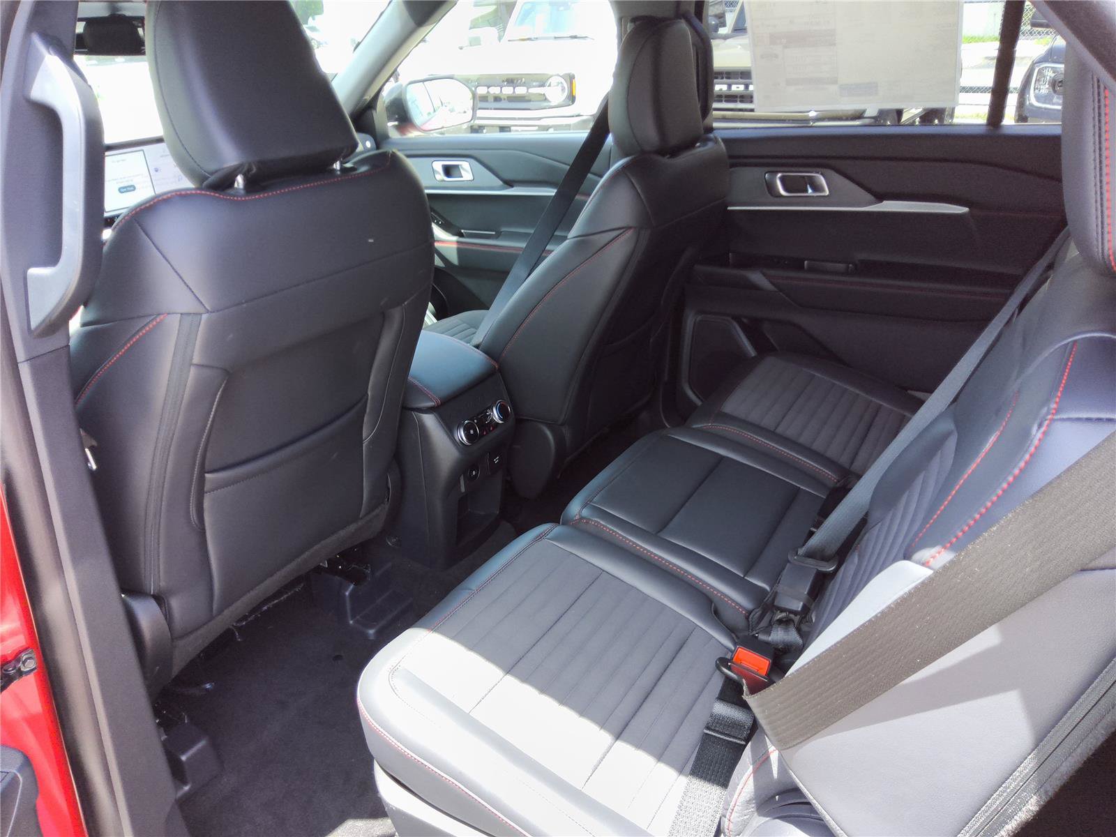 New 2026 Ford Explorer ST-Line w/ Premium Package RWD image 25