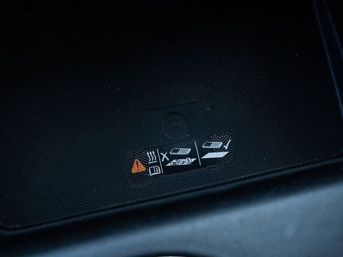 Used 2022 Chevrolet Tahoe Z71 w/ Luxury Package image 34