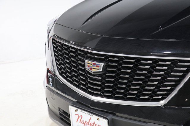 Used 2023 Cadillac XT4 Premium Luxury w/ Driver Assist Package AWD/4WD image 10