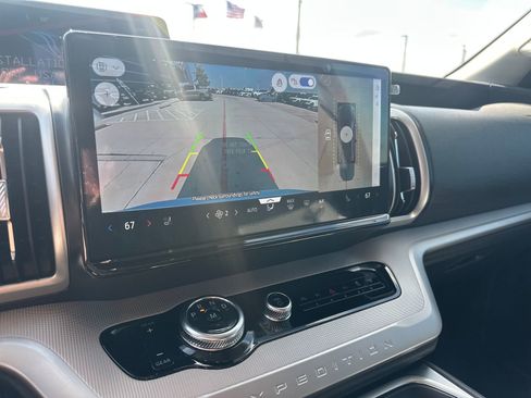 New 2025 Ford Expedition Max Active image 20