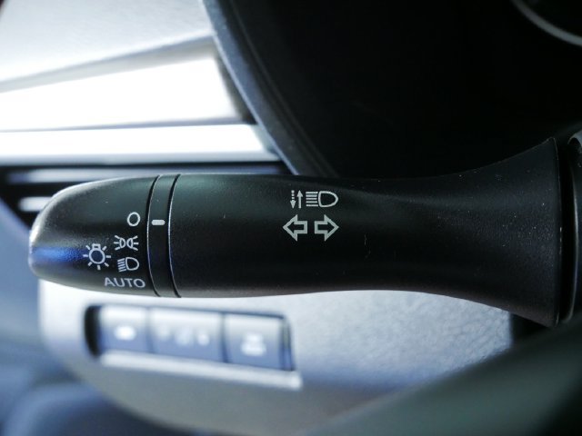 Used 2024 Nissan Altima 2.5 SV FWD image 28