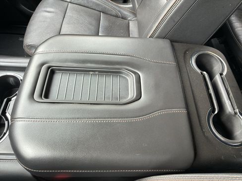 Used 2023 Chevrolet Suburban High Country w/ Advanced Technology Package AWD/4WD image 46