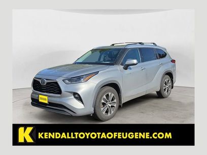 Used 2021 Toyota Highlander XLE