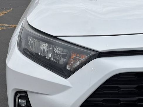 Used 2021 Toyota RAV4 LE AWD/4WD image 43
