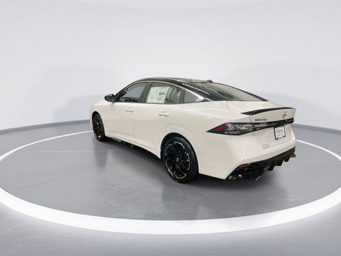 New 2026 Nissan Sentra SR w/ SR Premium Package FWD image 6