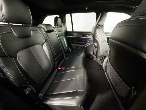 Used 2023 Jeep Grand Cherokee Overland image 29