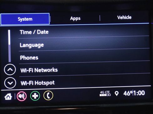 Used 2021 Chevrolet Trax LT w/ LT Convenience Package image 19