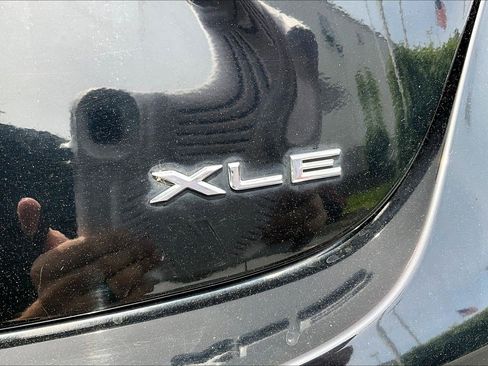 Used 2014 Toyota Avalon XLE Touring FWD image 24