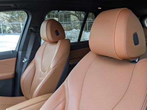 Used 2022 BMW X5 xDrive45e w/ Executive Package image 14