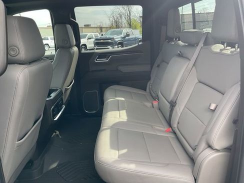 Certified 2022 Chevrolet Silverado 1500 LTZ w/ LTZ Premium Package image 17