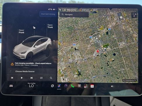Used 2024 Tesla Model Y Long Range AWD/4WD image 12