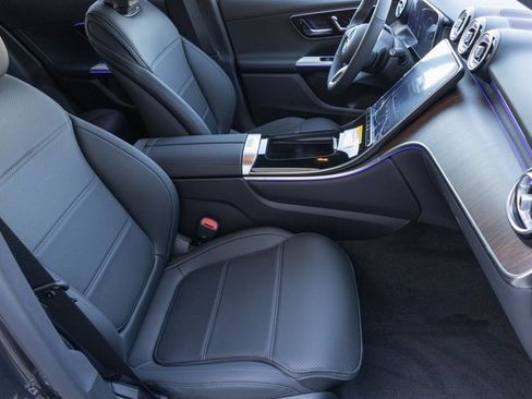 Certified 2025 Mercedes-Benz GLC 300 4MATIC image 21